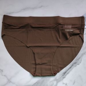 NWT CALVIN KLEIN PERFECTLY FIT FLEX BIKINI PANTY IN UMBER SIZE SMALL